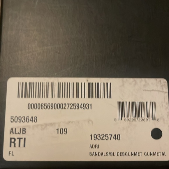 ADRIANNA PAPELL Gunmetal ADRI SZ 8M  heels - Picture 6 of 6